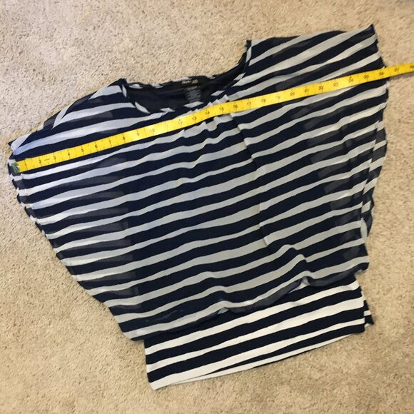 Happy Sailor Striped Nightingale Sleeve Shirt - Picture 9 of 12